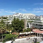 Boutique B51 Отель