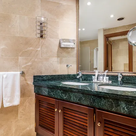 Hotel Boutique B51 4*